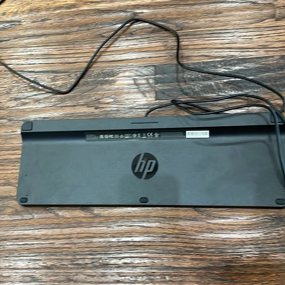 HP Black Wired Full-Size USB Keyboard with Numeric Keypad